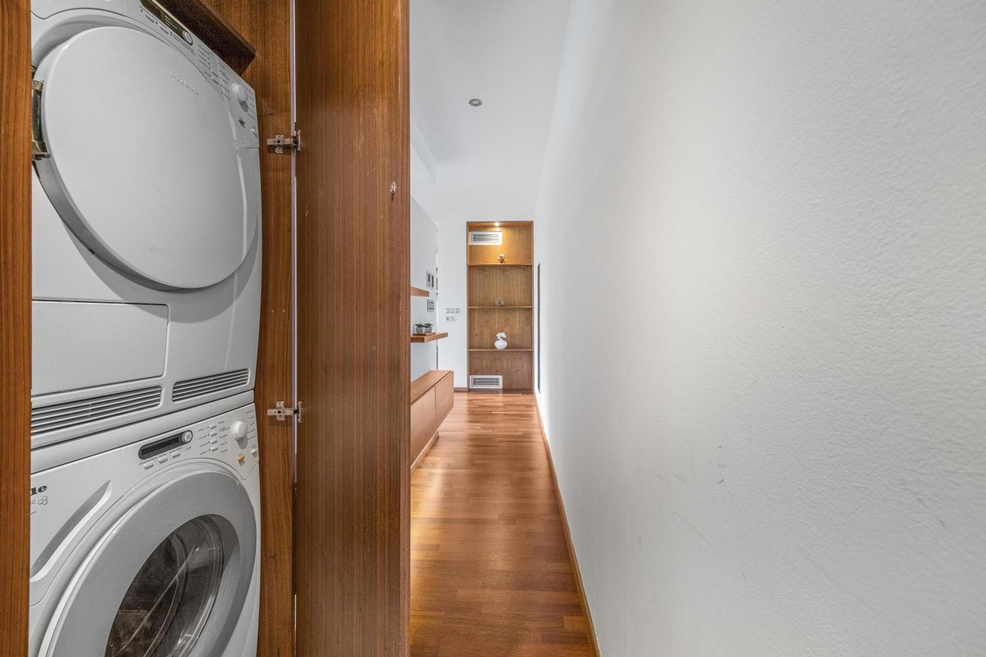 Revon Business Apartment 50 Dunajska Pozsony Kültér fotó